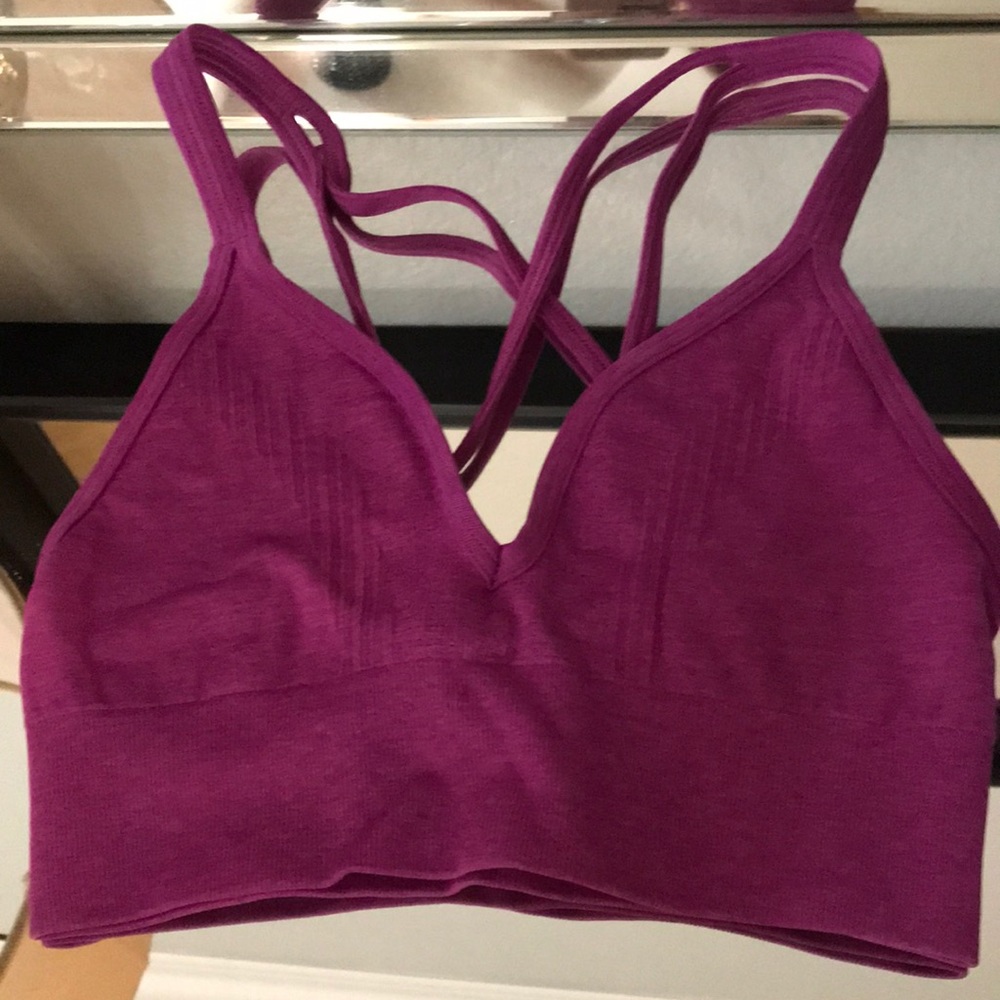 Lululemon Sz 6 sports bra
